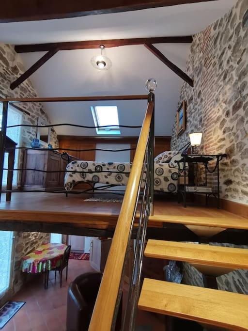 La Petite Porcherie Ladignac-le-Long エクステリア 写真