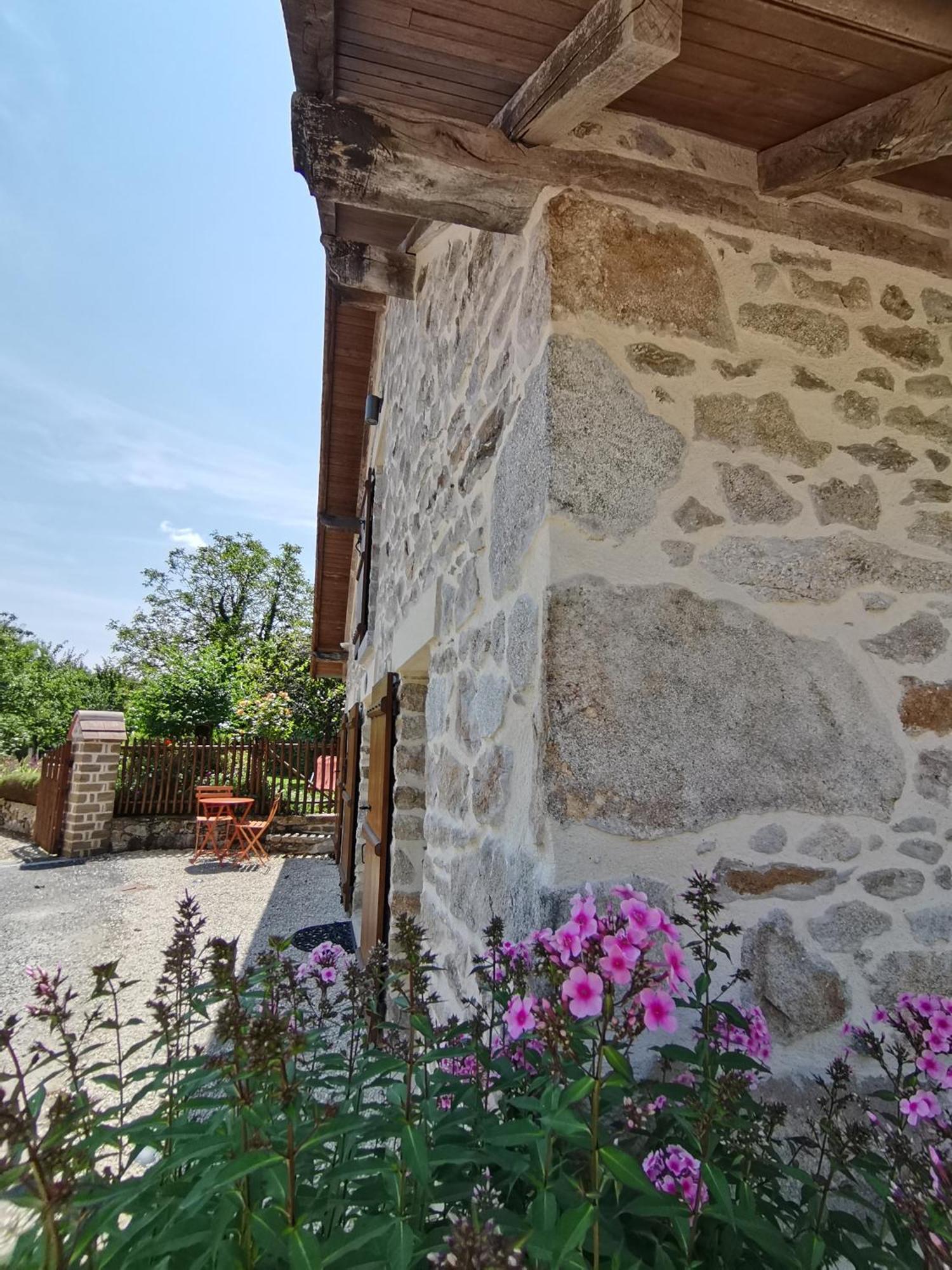 La Petite Porcherie Ladignac-le-Long エクステリア 写真